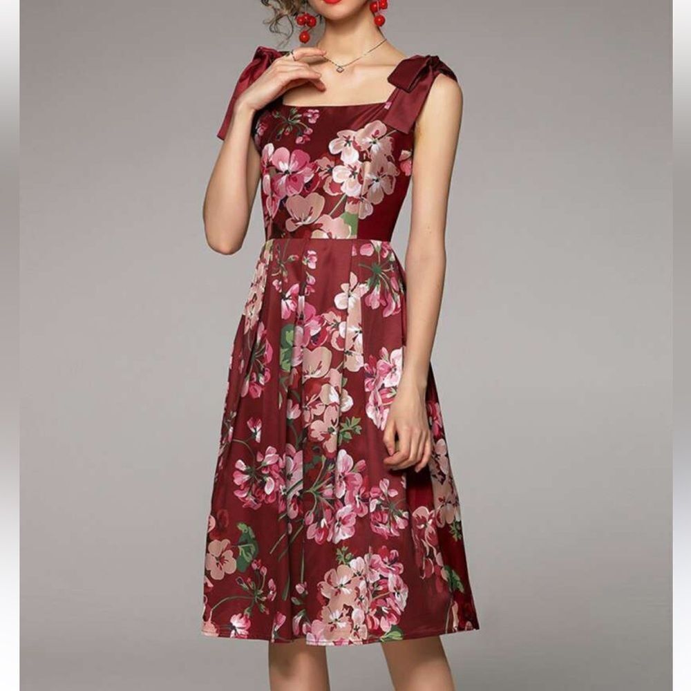 Kaimilan Floral Tie straps NWT